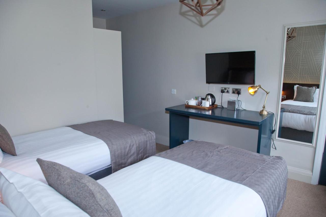 The Royal Hotel Bolton-le-Sands Экстерьер фото